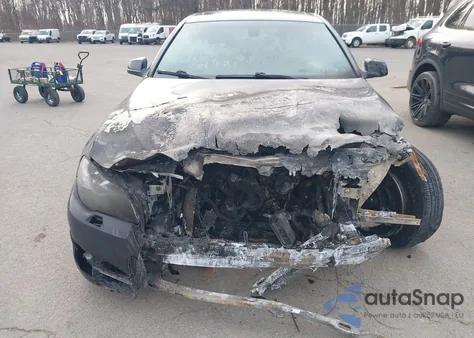 2012 BMW 528I xDrive z USA, uszkodzony, nr VIN WBAXH5C58CDW11657